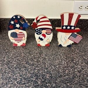 Patriotic Wooden Gnomes Decor Set Tiered Tray Decor